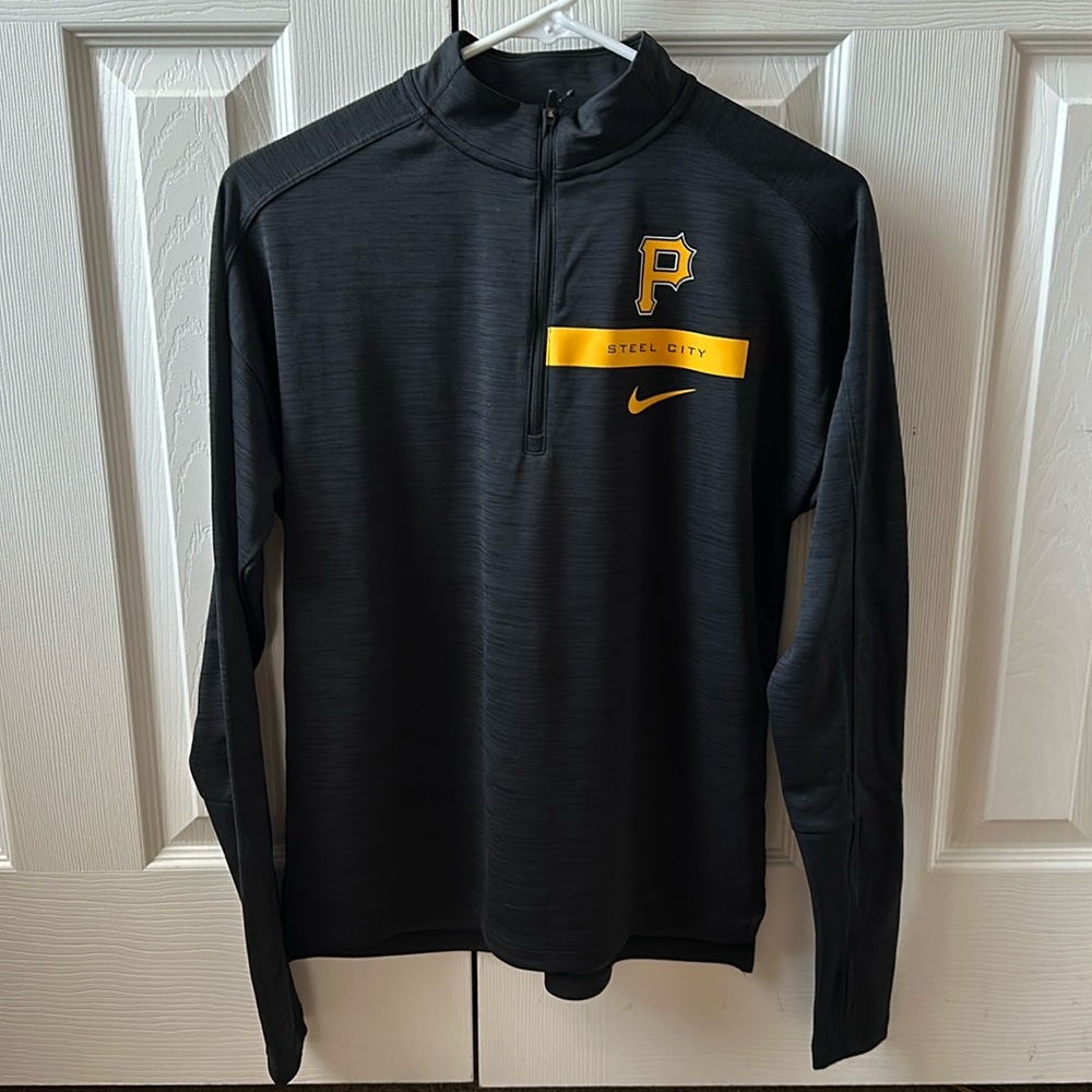 Pittsburgh Pirates, Nike Dri-Fit women’s small quarter zip.